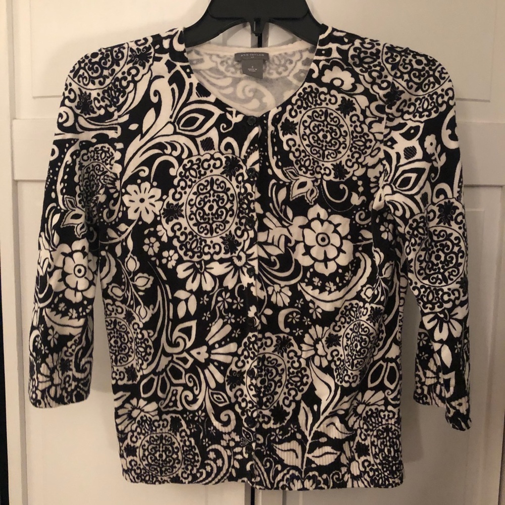 Ann Taylor Button Cardigan